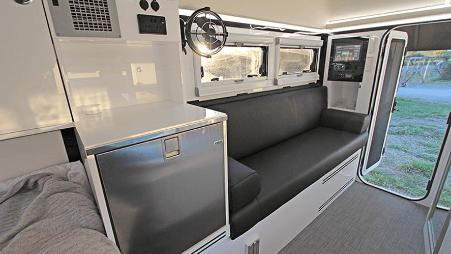 Bruder EXP-6 Trailer Inside