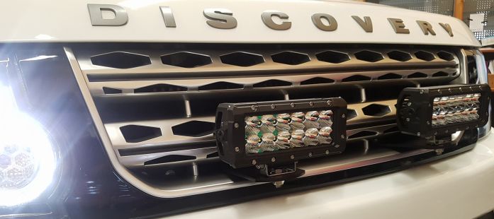 Discovery 4 Grille Bracket Example