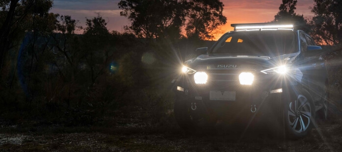 STEDI Isuzu MU-X with piggyback adaptor and light bar